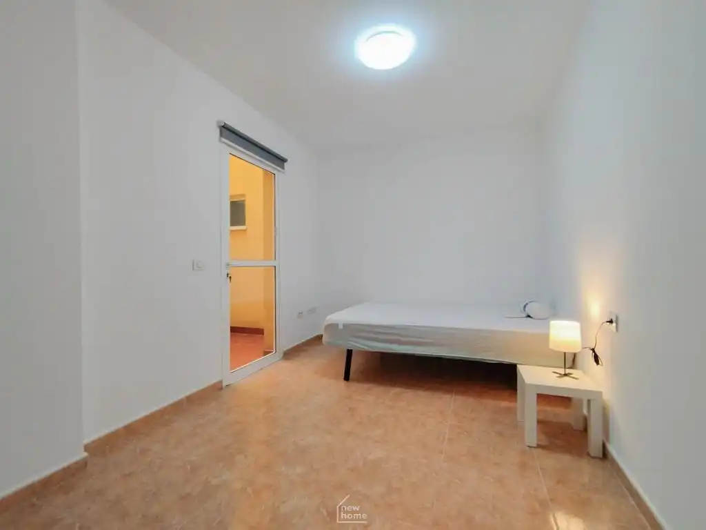 Habitación de Piso para compartir en San Cristóbal de la Laguna con Parquet, Amueblado y Horno