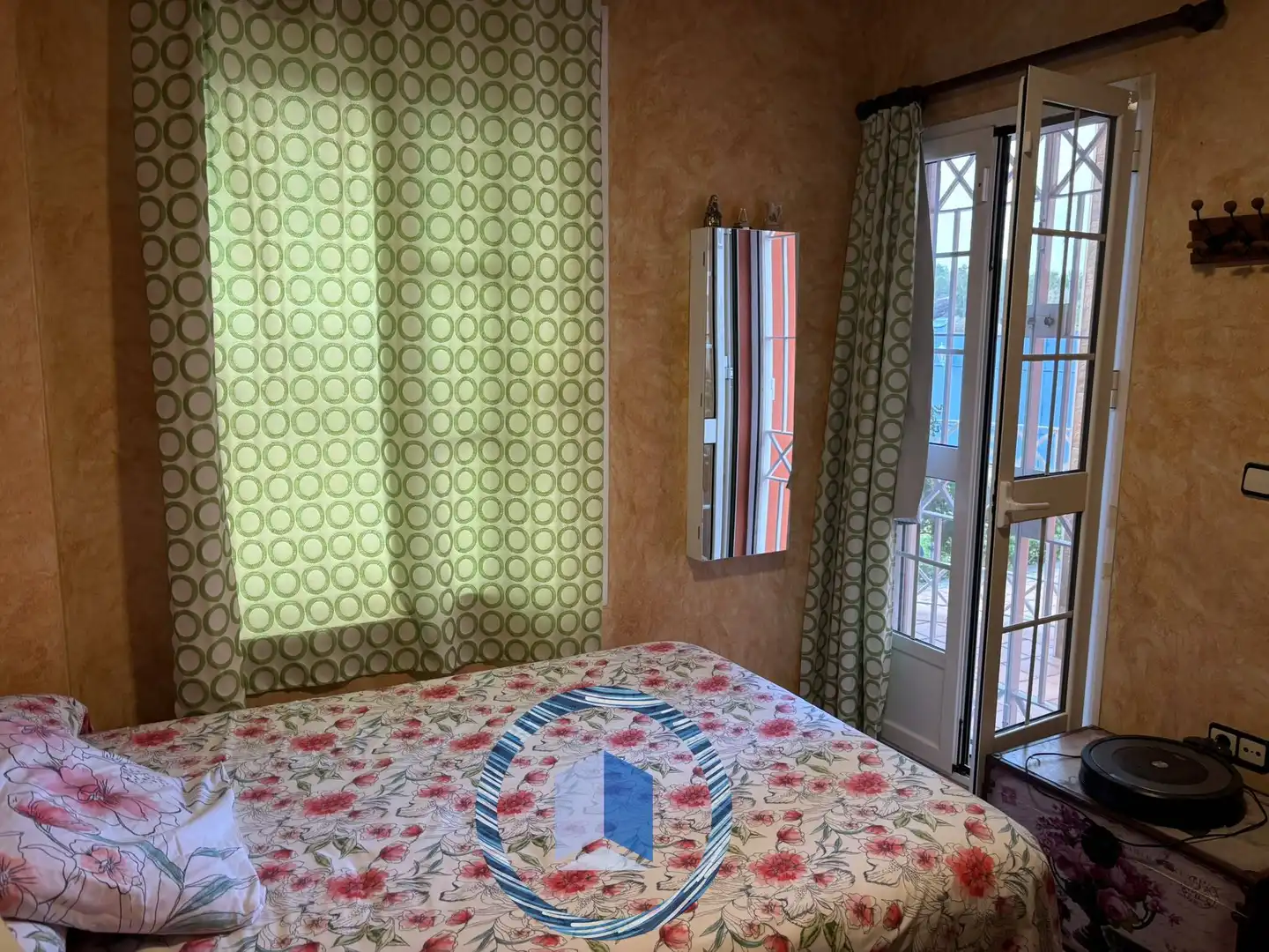 Habitación de Casa o chalet en venta en Alcalá de Guadaira con Aire acondicionado, Jardín privado y Terraza