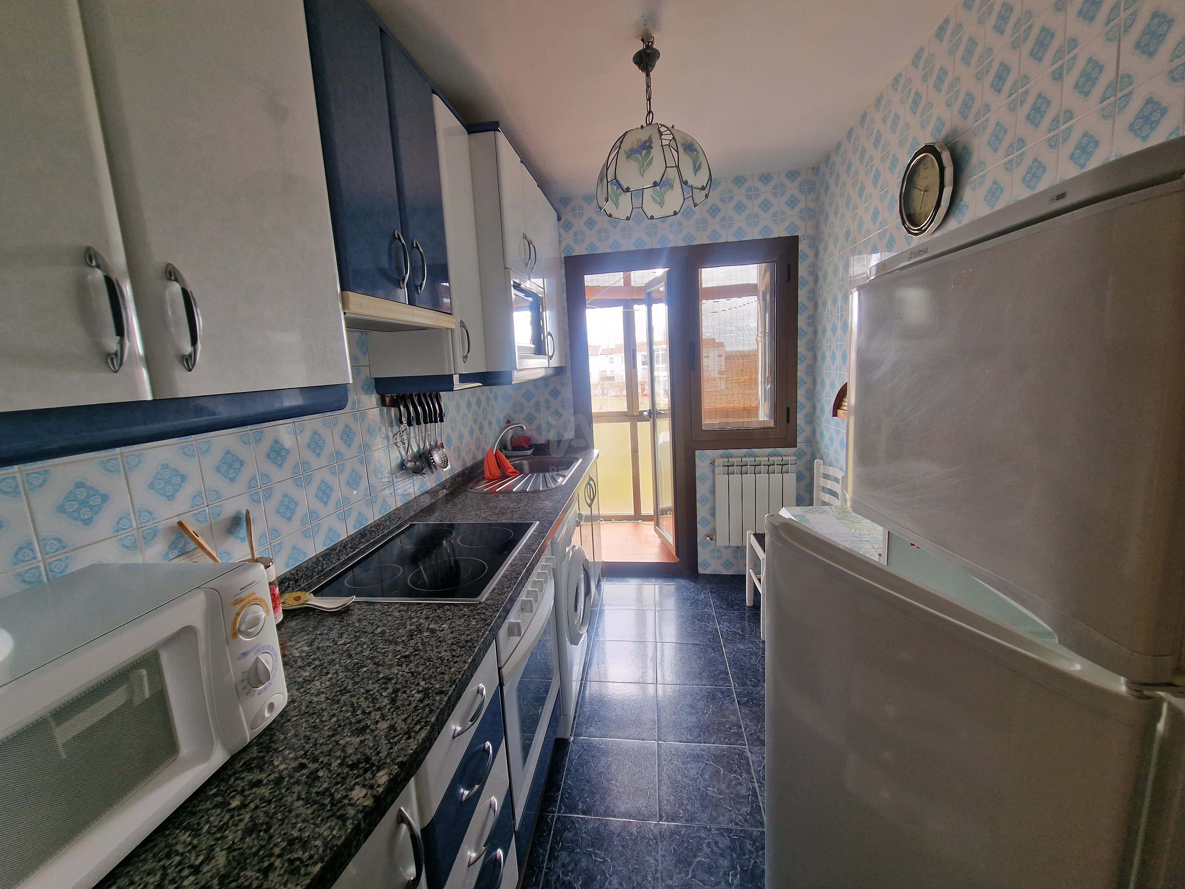 Kitchen of Flat for sale in Mansilla de las Mulas