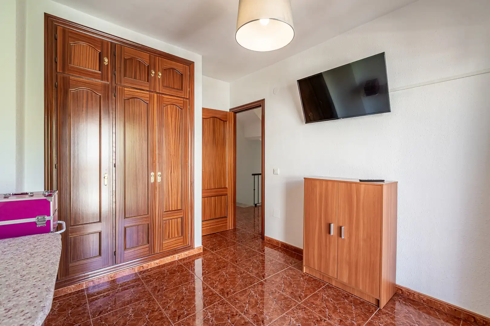 Dormitori de Casa adosada en venda en Estepona amb Aire condicionat i Terrassa