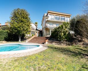 Vista exterior de Casa o xalet en venda en Sant Hipòlit de Voltregà amb Terrassa, Piscina i Balcó