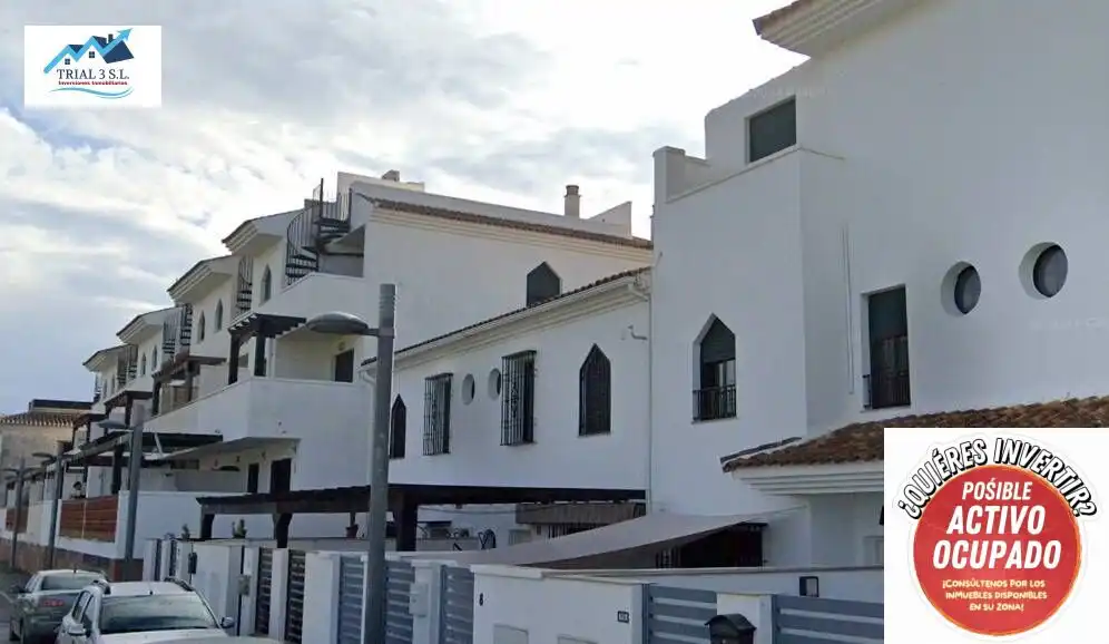 Vista exterior de Pis en venda en Iznalloz