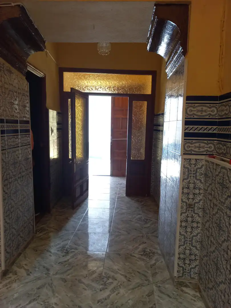 CASA EN CASCO ANTIGUO CON COCHERA, immagine 2