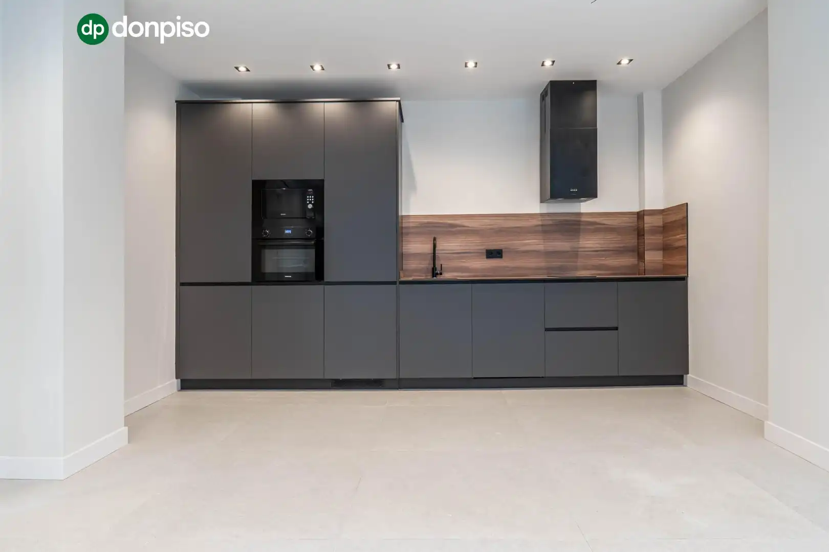Kitchen of Flat for sale in Zaidín