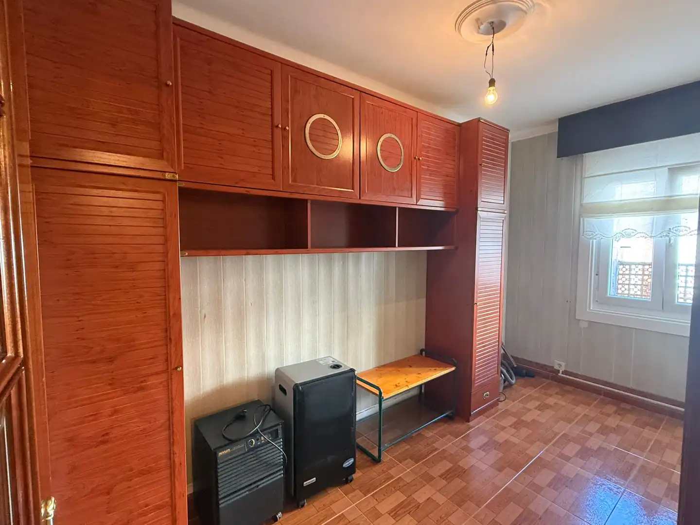 Habitación de Piso de alquiler en Ferrol con Amueblado