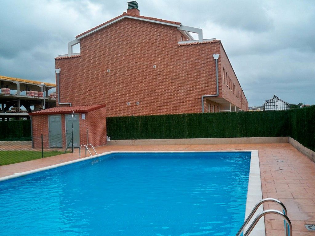Schwimmbecken von Maisonette zum verkauf in Castañares de Rioja mit Heizung, Terrasse und Abstellraum