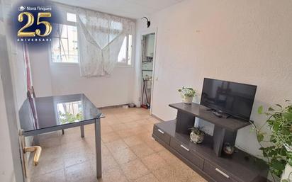 Bedroom of Flat for sale in Sabadell