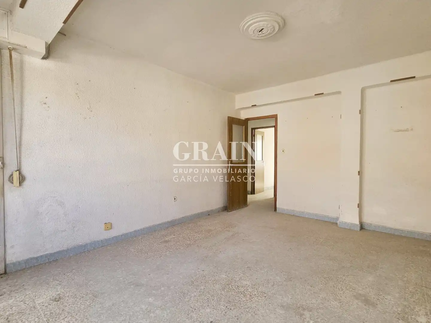 Flat for sale in Albacete  with Balcony