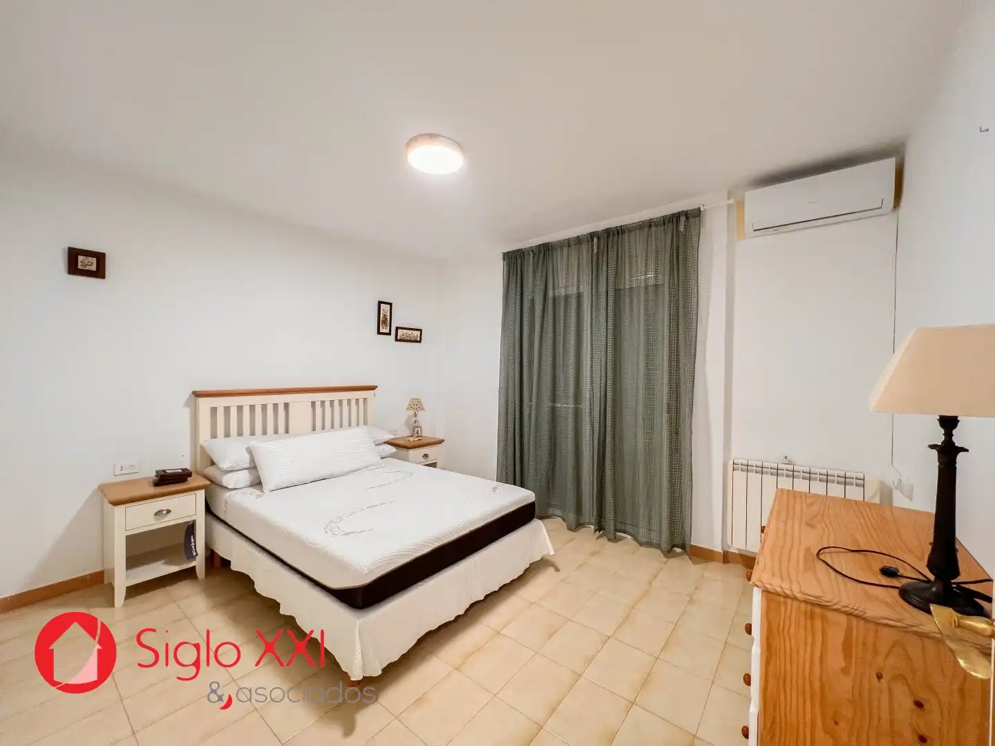 Schlafzimmer von Einfamilien-Reihenhaus zum Verkauf in Castellón de la Plana / Castelló de la Plana mit Klimaanlage, Heizung und Terrasse