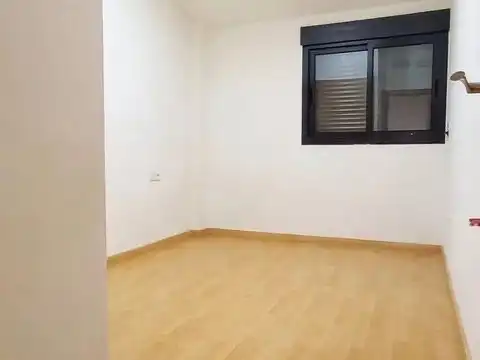 Habitación de Ático en venta en Chiva con Terraza y Balcón