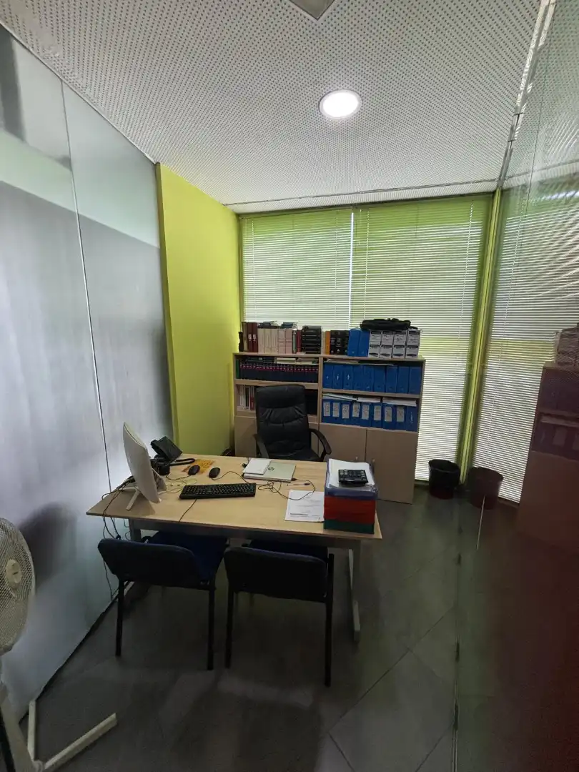Commercial properties for sale in Sevilla  with Air Conditioner