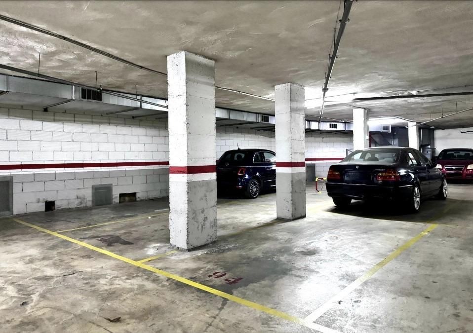 Garage to rent in  MOSCOU, 19, Can Llong