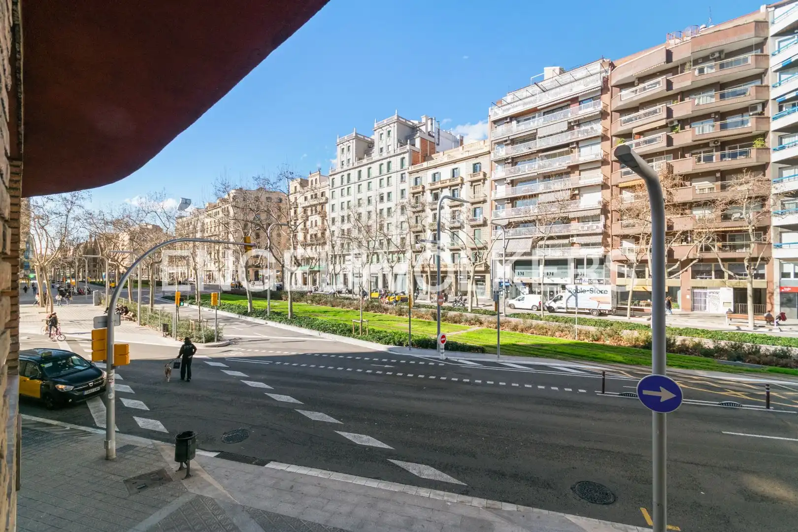 Vista exterior de Pis de lloguer en Barcelona amb Calefacció