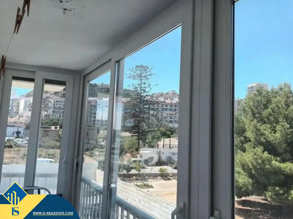 Außenansicht von Wohnungen zum Verkauf in Alicante / Alacant mit Klimaanlage, Heizung und Terrasse