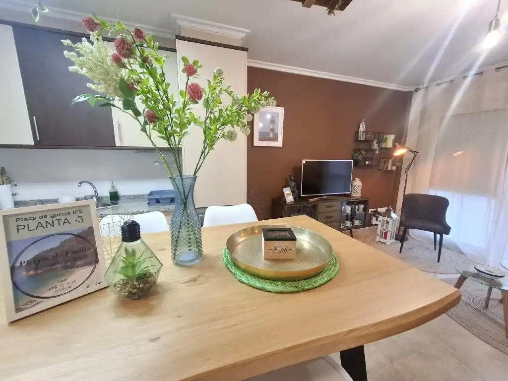 Comedor de Piso en venta en O Vicedo  con Trastero y Amueblado