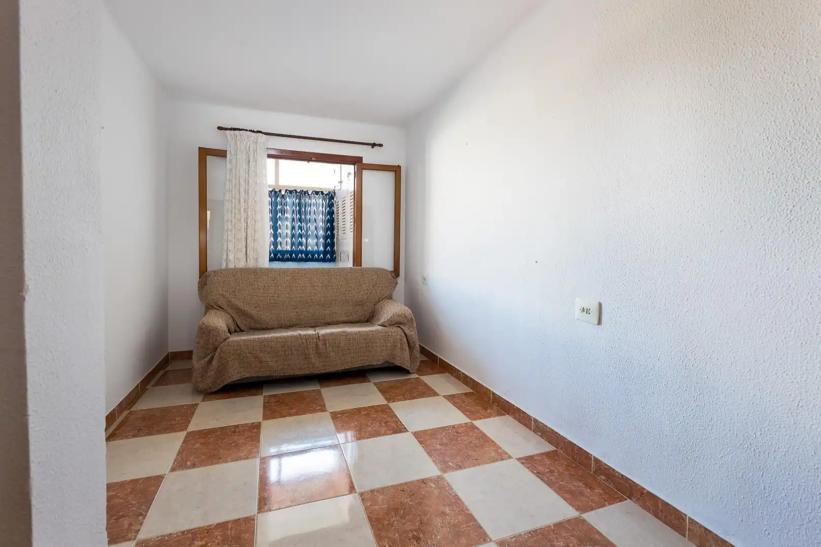 Piso con ascensor en alquiler en Llevant, imagen 4