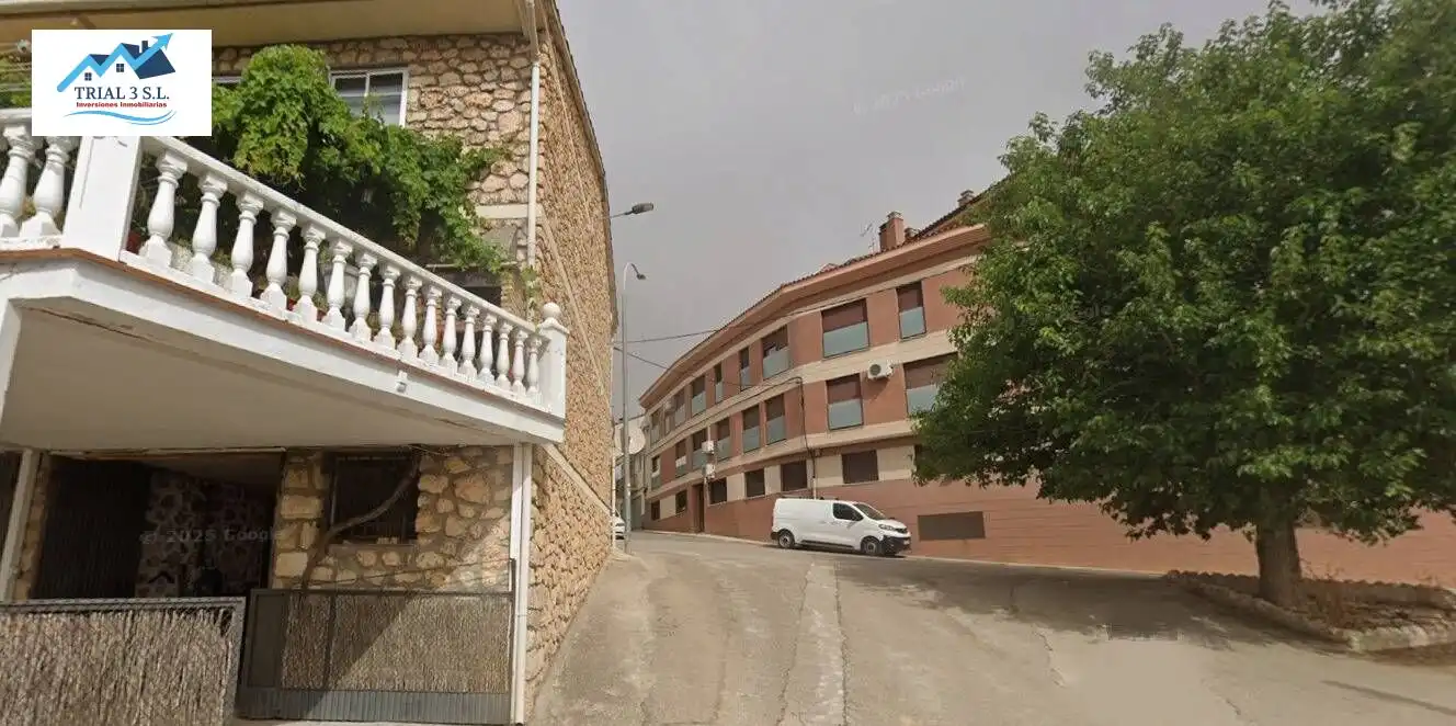 Exterior view of Flat for sale in Sacedón
