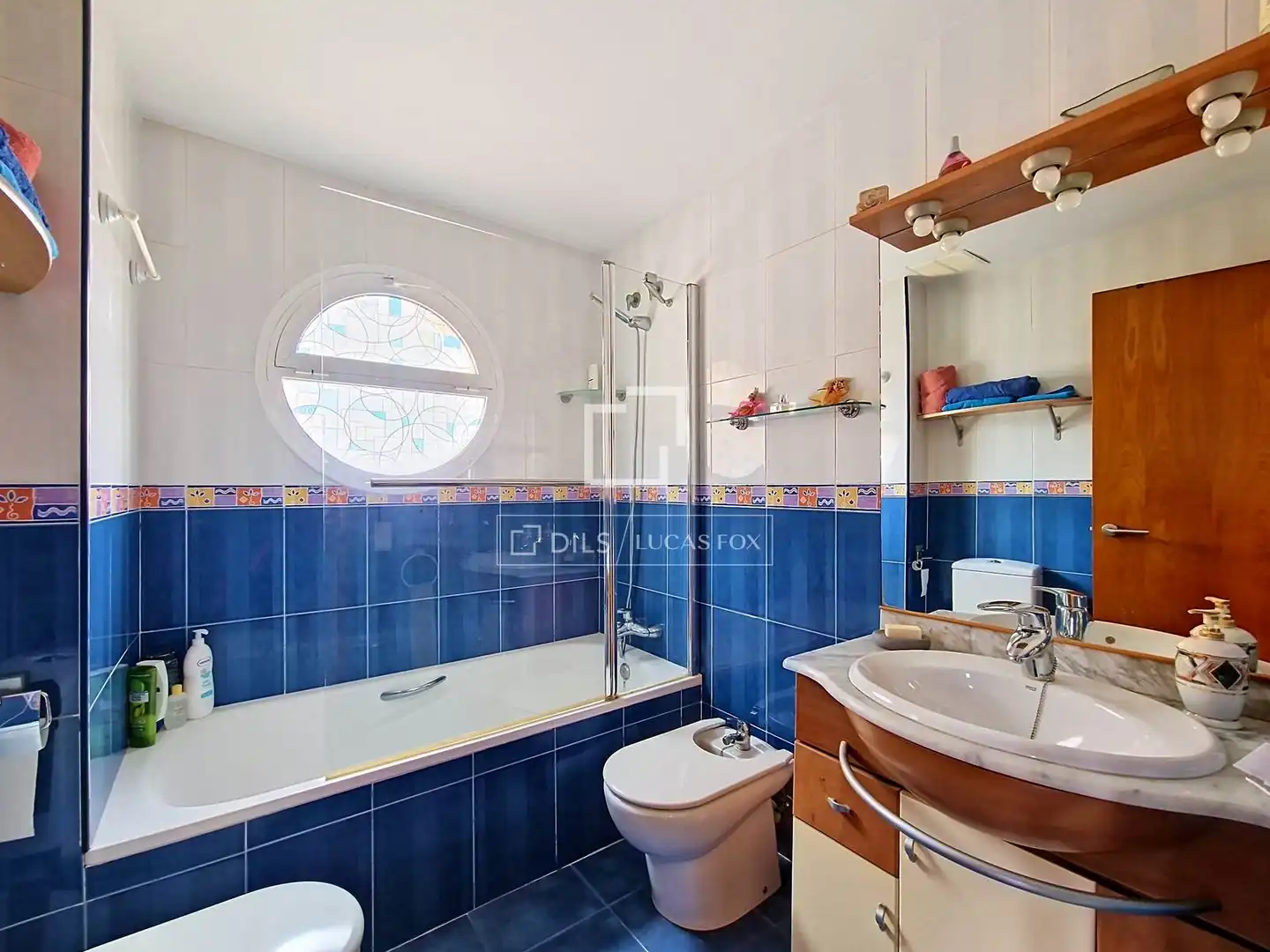 Badezimmer von Haus oder Chalet zum Verkauf in Cubelles mit Klimaanlage, Heizung und Privatgarten