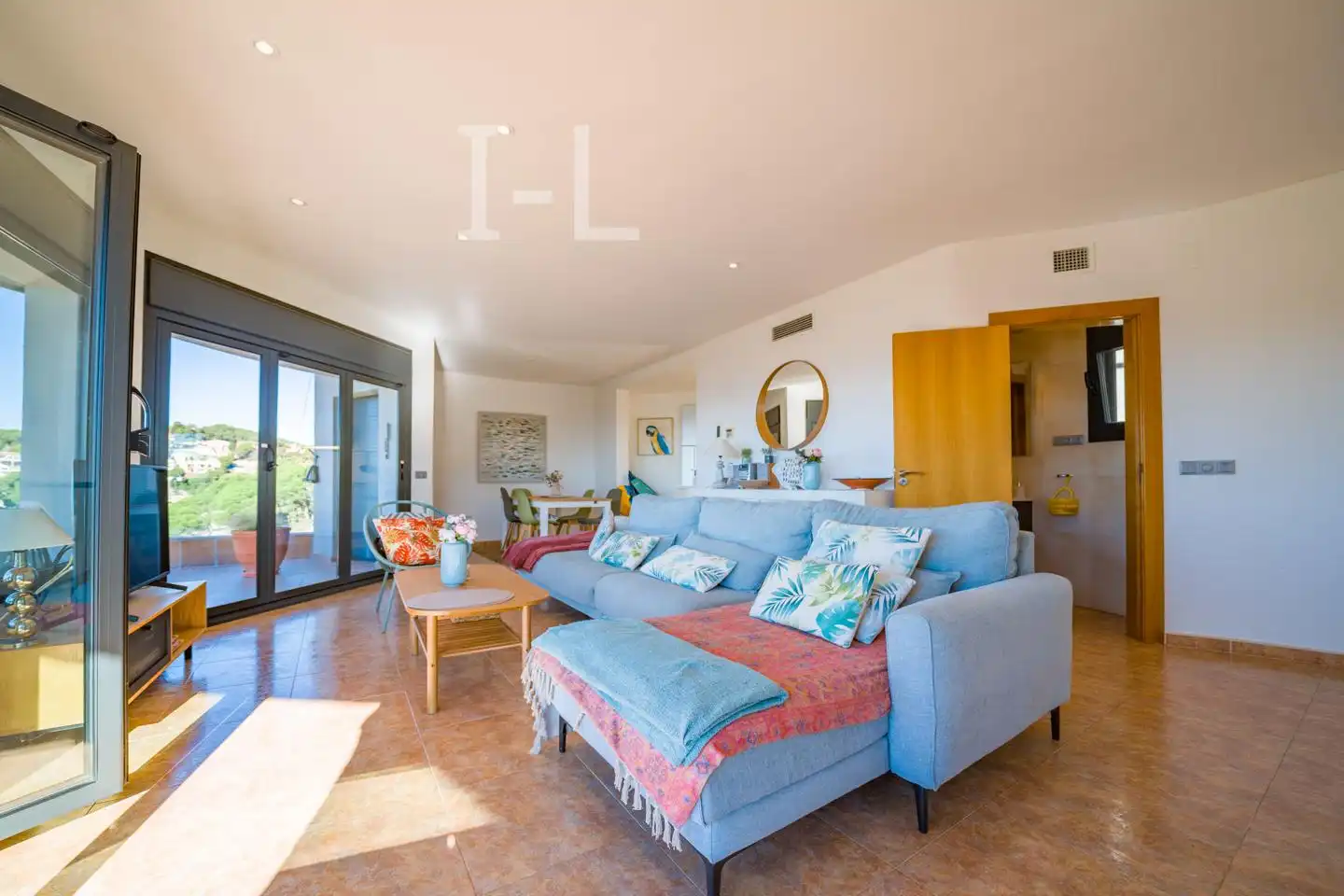 Sala d'estar de Casa o xalet en venda en Lloret de Mar amb Calefacció, Terrassa i Piscina