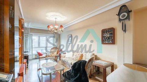 Foto 2 de Piso en venta en Marcelino Suárez, Vallobín, Oviedo