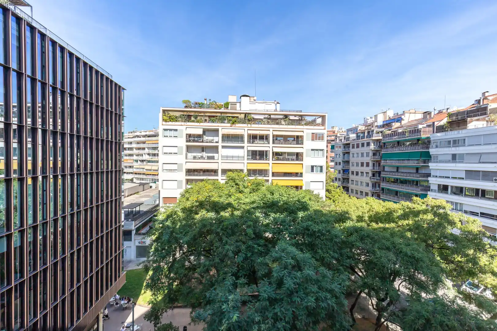 Exterior view of Office for rent in Sarrià - Sant Gervasi