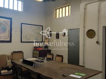 Nave industrial in vendita a A Malata - Catabois - Ciudad Jardín