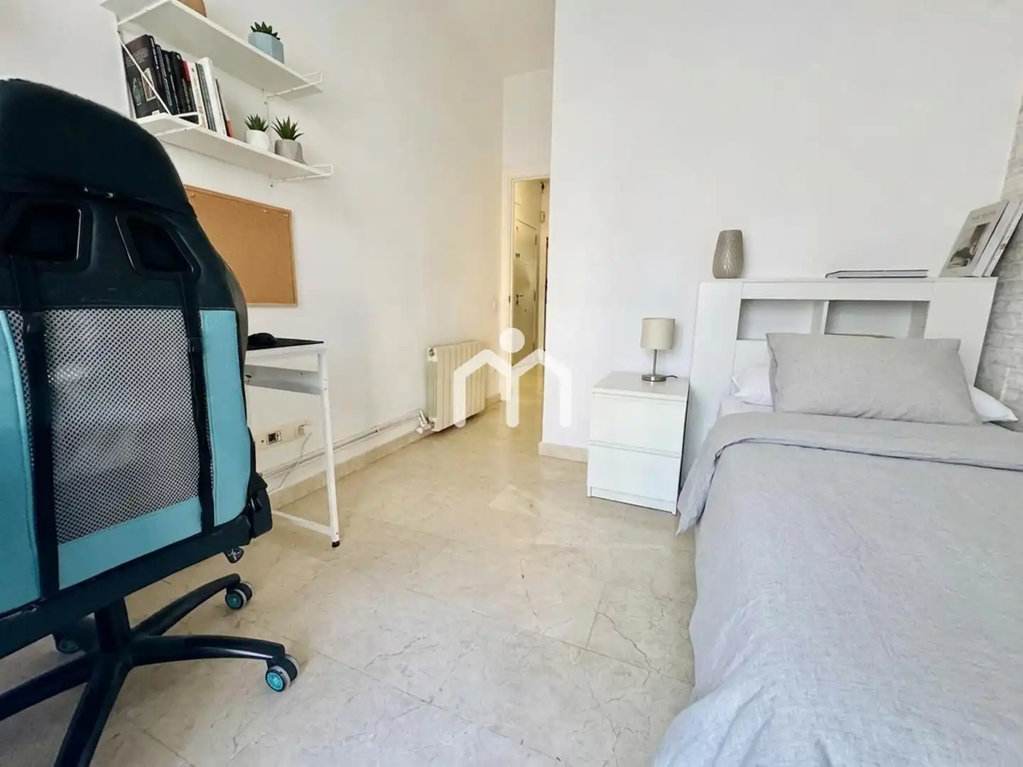 Dormitori de Pis en venda en Montgat amb Aire condicionat, Calefacció i Terrassa