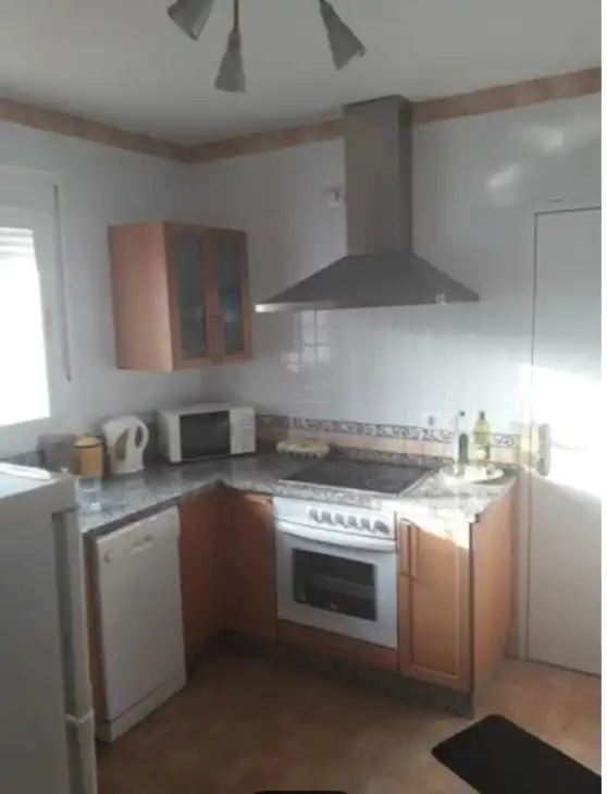 Houses for rent in Camino de Isla del Sotillo, Las Lagunas - Campano