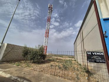 Terreno industrial en venta en Calle los Maizales