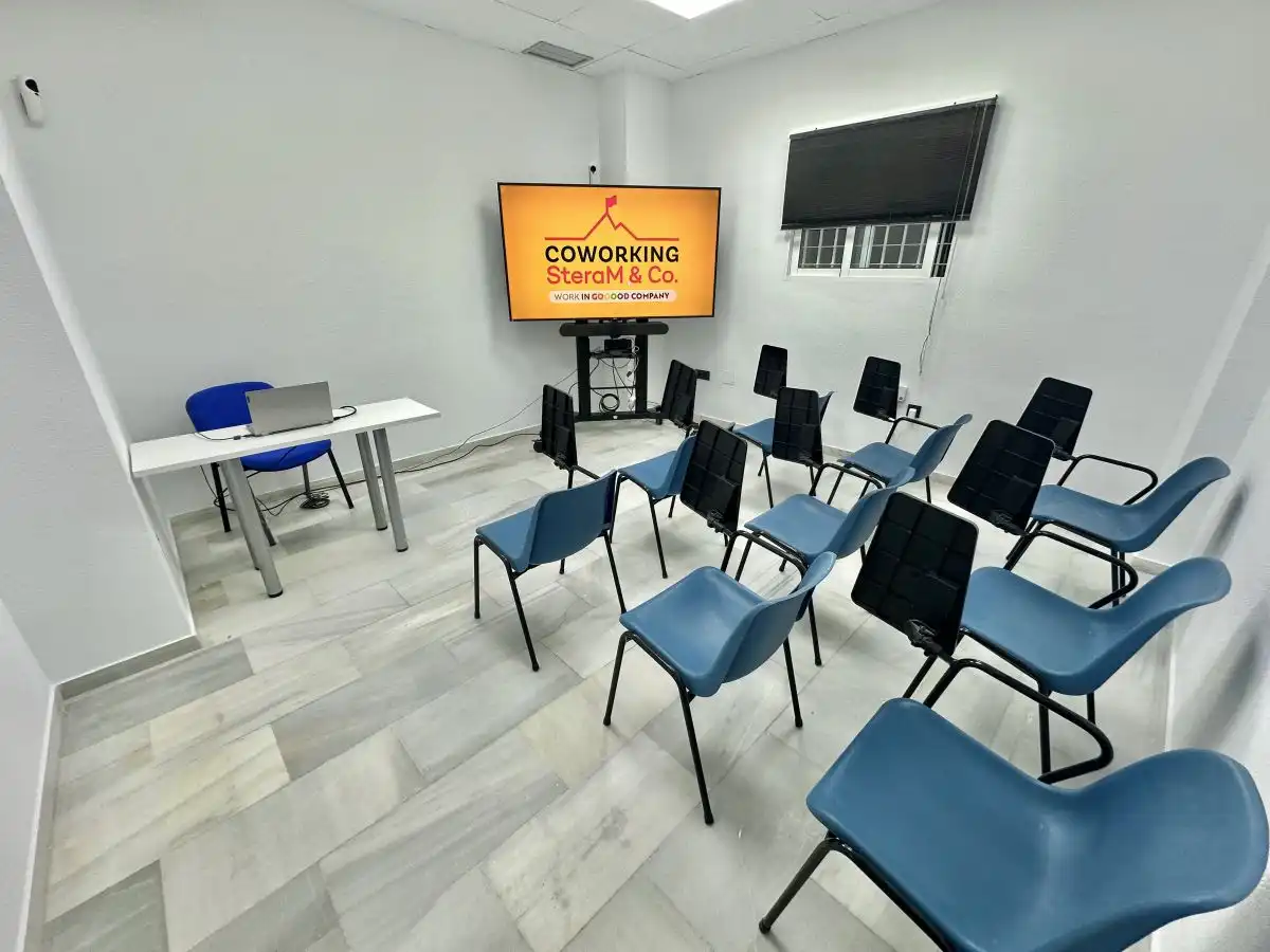Büro zur Miete in Torremolinos mit Klimaanlage und Heizung