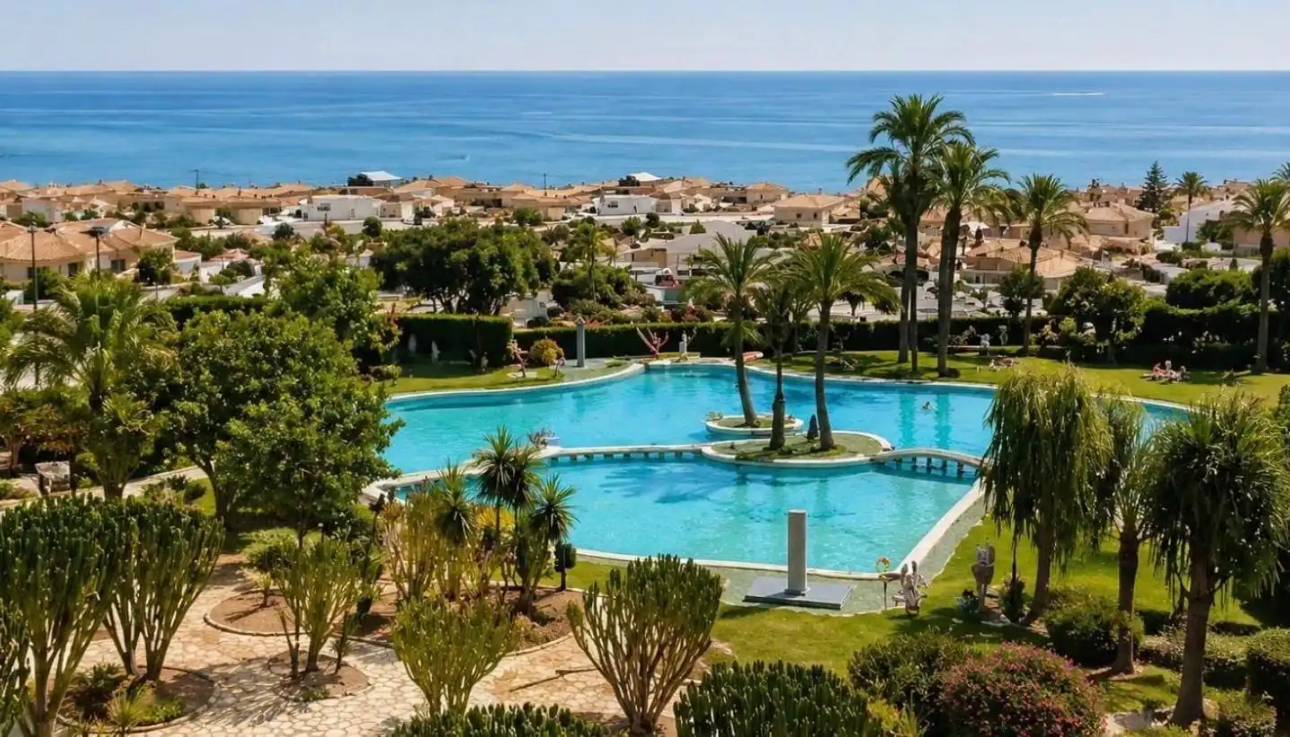 Piscina de Apartamento en venta en El Campello con Terraza