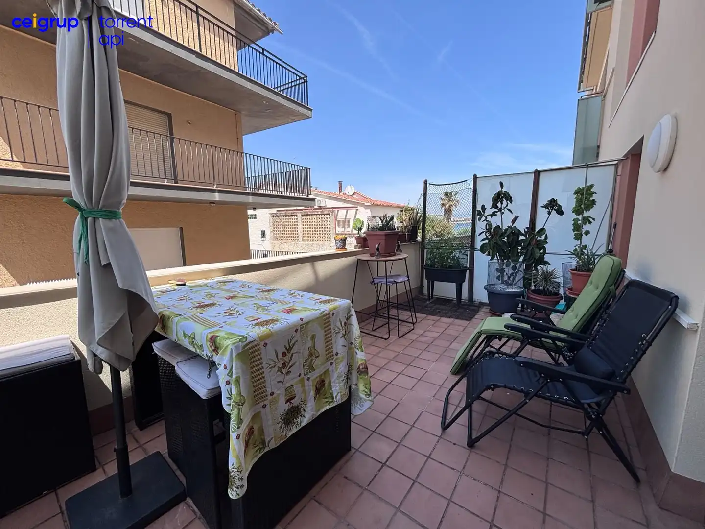 Terraza de Piso en venta en L'Escala con Aire acondicionado, Calefacción y Terraza