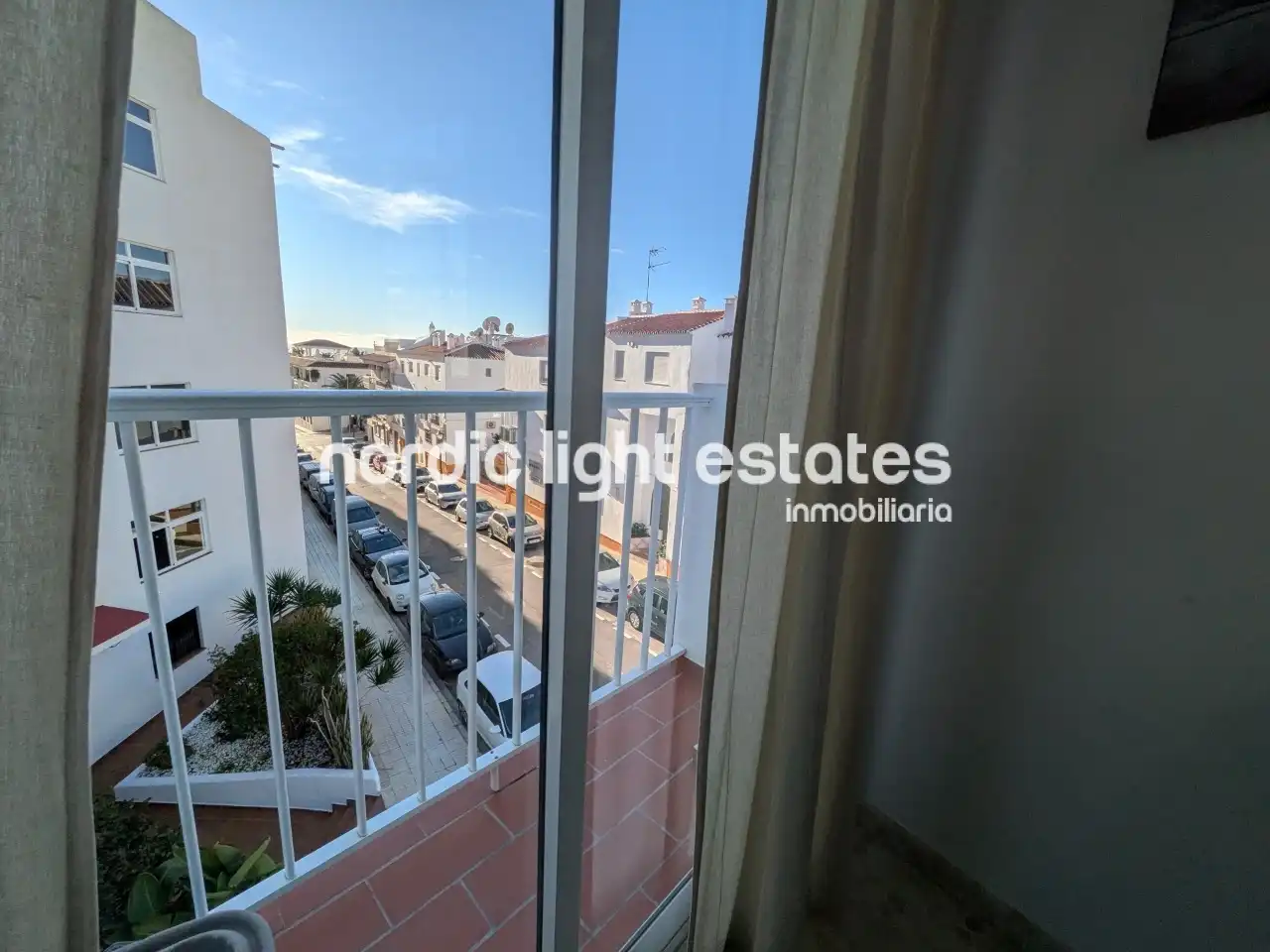 Vista exterior de Piso de alquiler en Nerja con Terraza