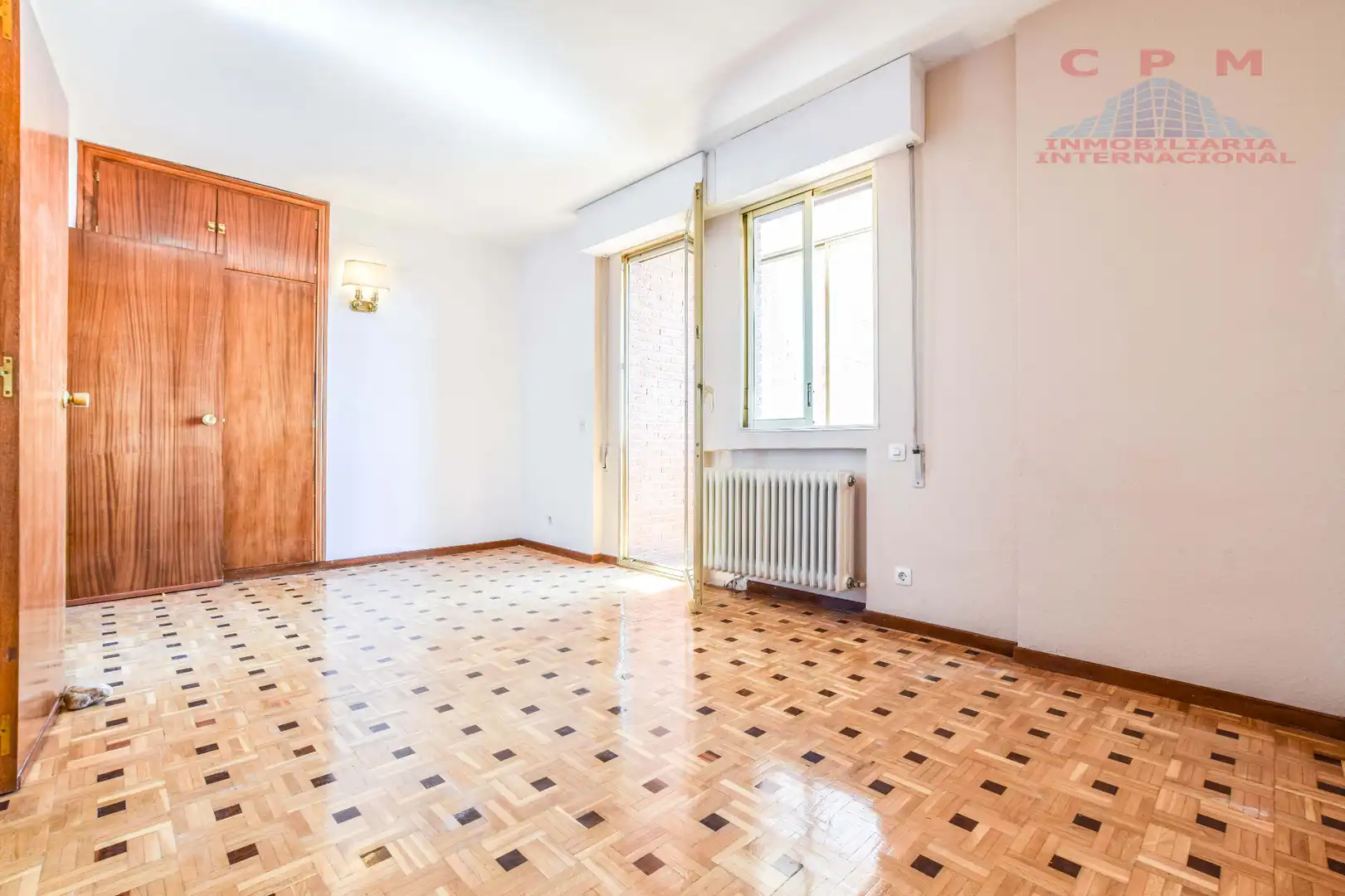 Bedroom of Attic for rent in Madrid  with Air Conditioner, Heating and Parquet flooring