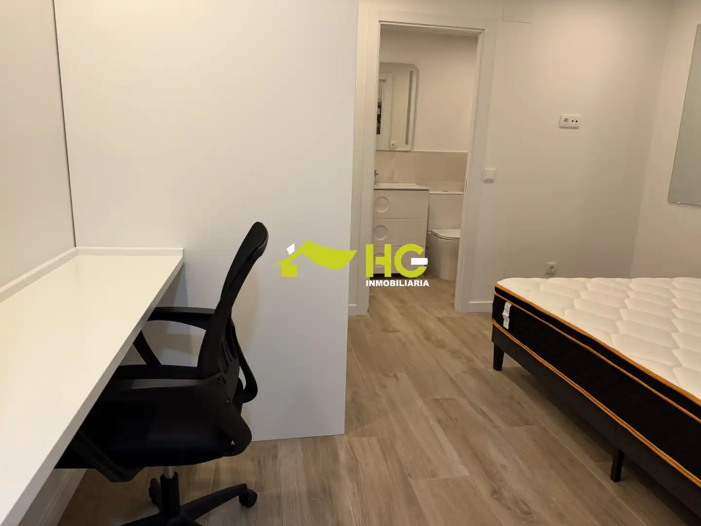 Dormitori de Apartament de lloguer en Villaviciosa de Odón amb Aire condicionat, Calefacció i Parquet