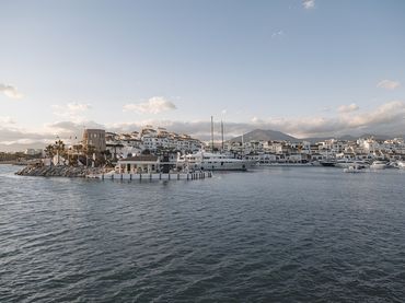 Apartamento con piscina en venta en Nueva Andalucía