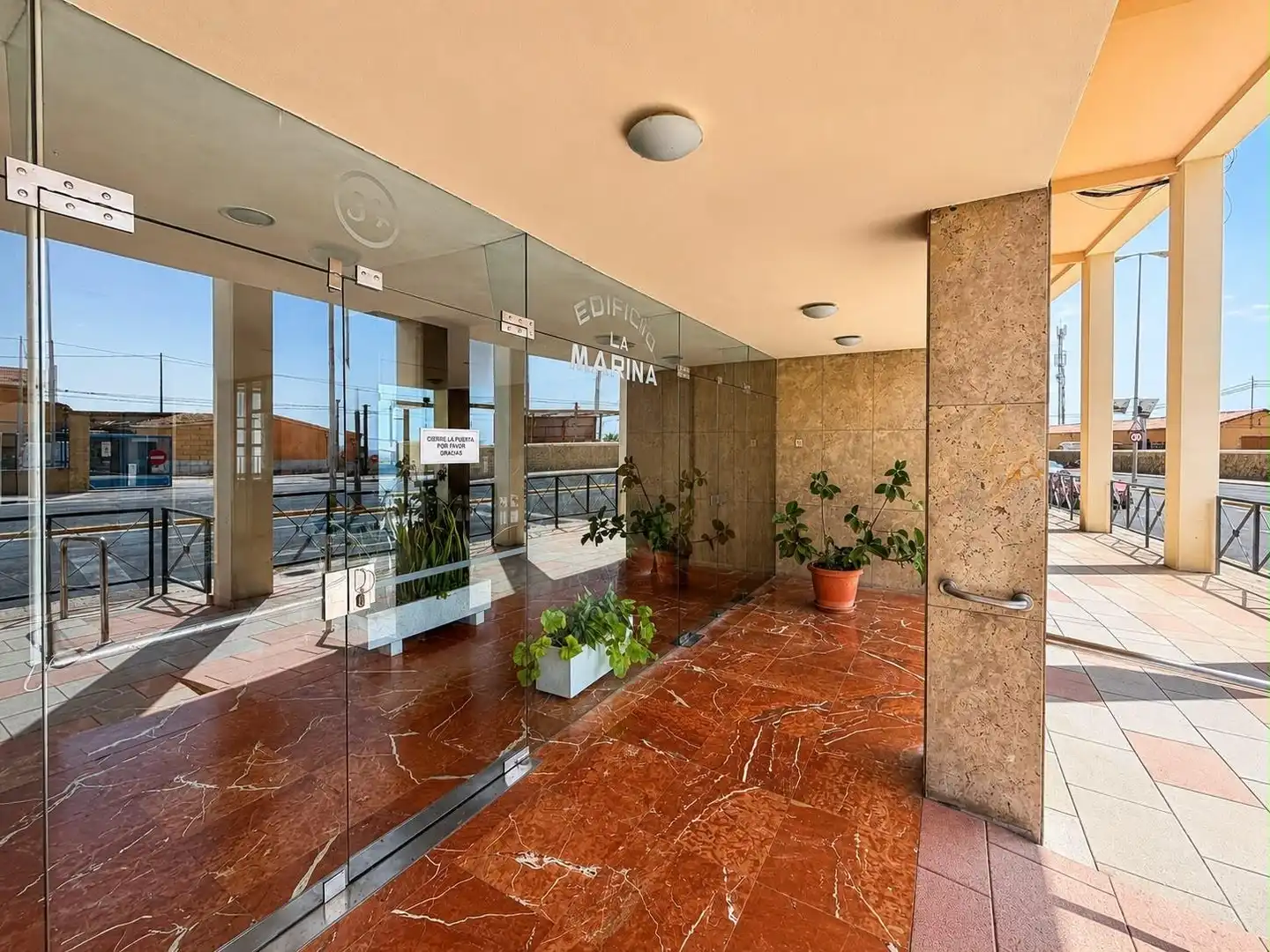 Piso en venta en Alicante / Alacant con Aire acondicionado, Calefacción y Terraza