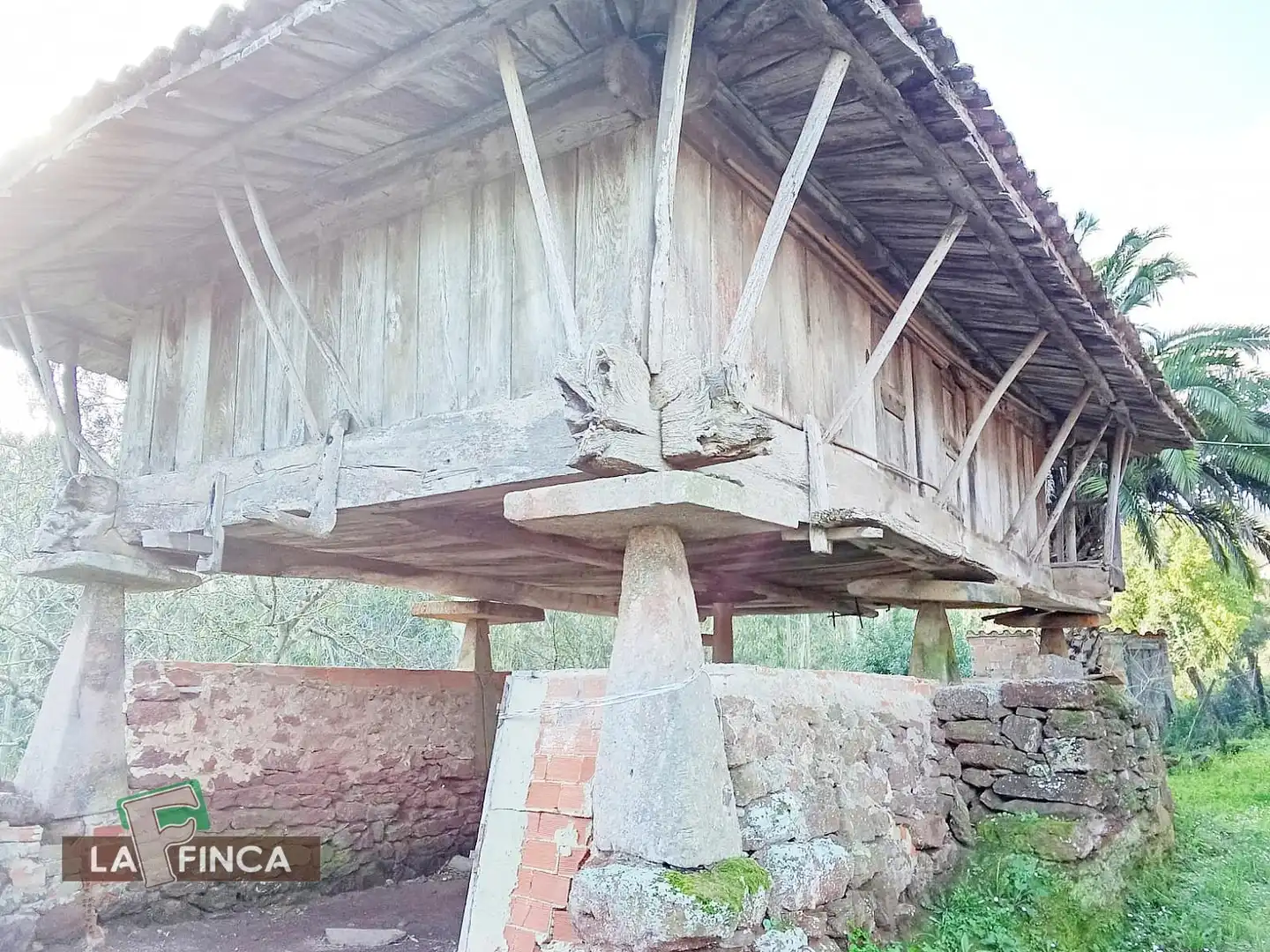 Vista exterior de Casa o xalet en venda en Villaviciosa amb Calefacció, Terrassa i Traster