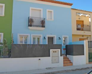 Exterior view of Single-family semi-detached for sale in Alcalalí  with Air Conditioner, Terrace and Balcony