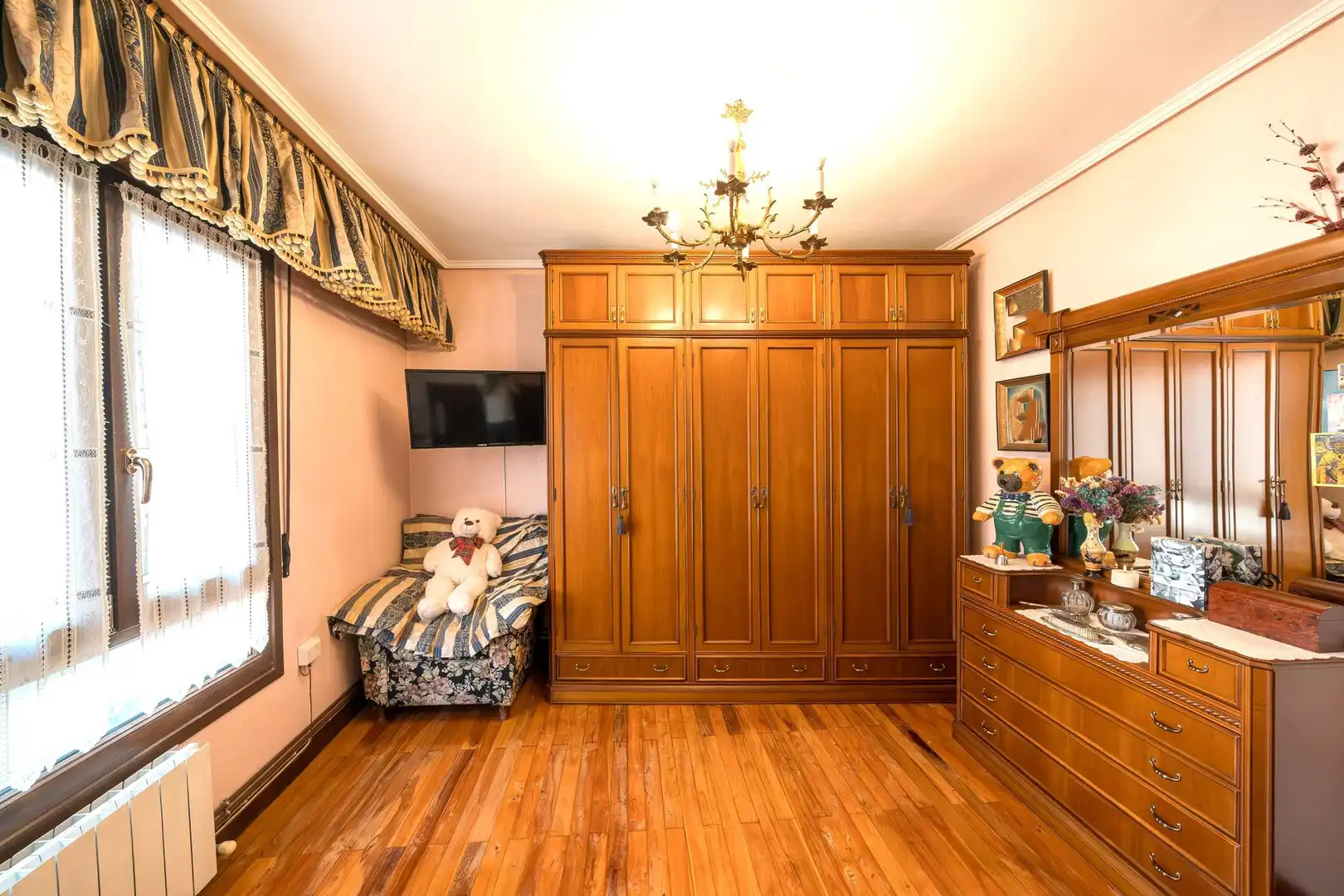 Bedroom of Flat for sale in Bilbao   with Heating and Balcony