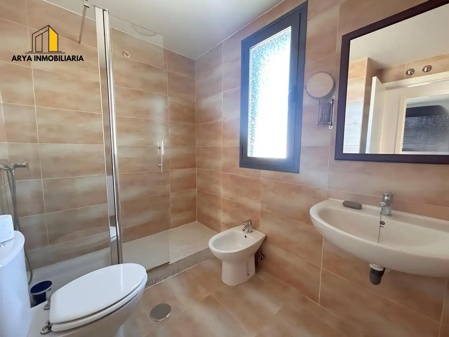 Badezimmer von Dachboden zum Verkauf in Torrejón de Ardoz mit Klimaanlage, Heizung und Terrasse