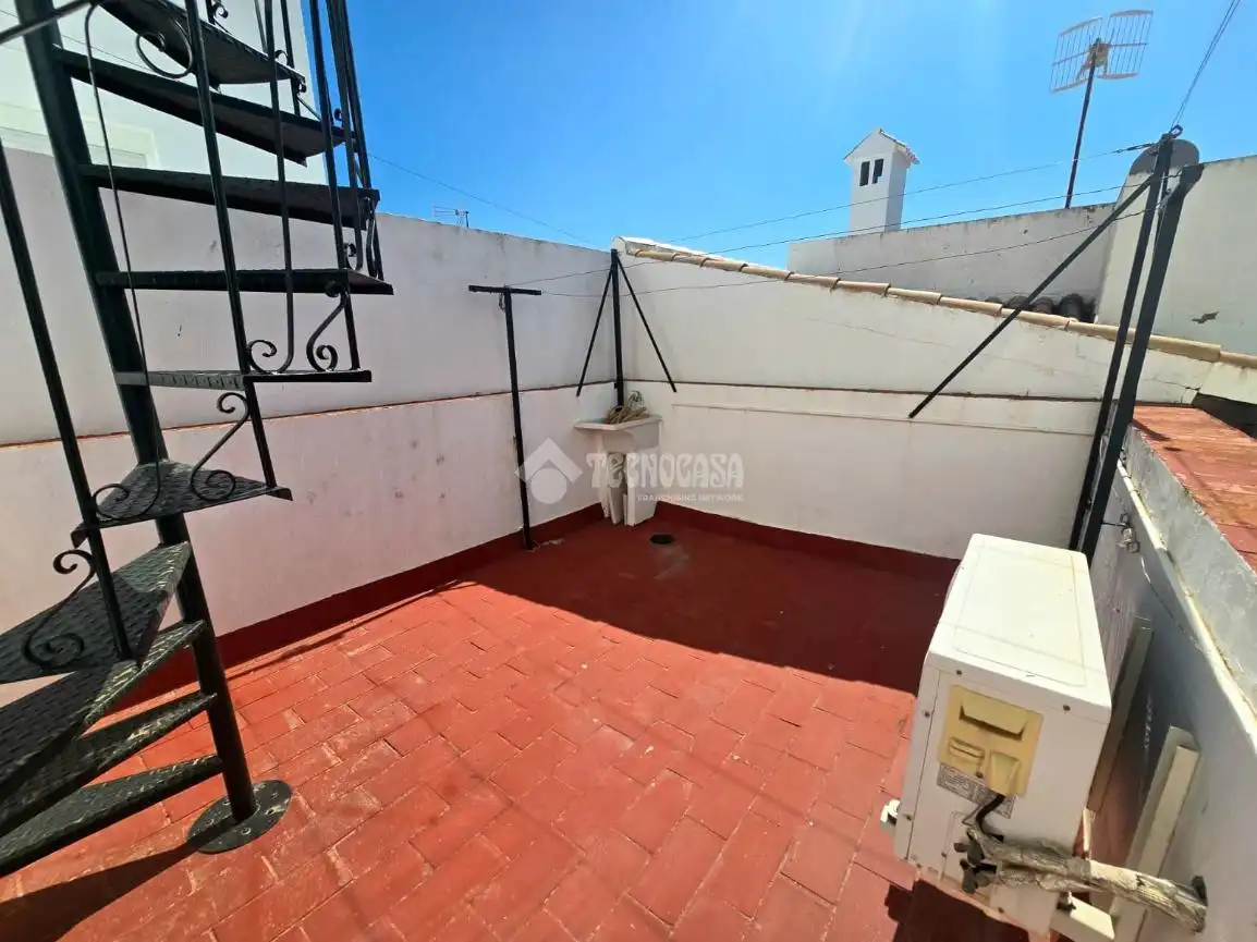 Terrassa de Casa adosada en venda en Morón de la Frontera amb Aire condicionat