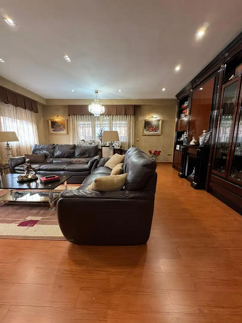 Sala de estar de Casa o chalet en venta en Navalcarnero con Aire acondicionado, Jardín privado y Terraza