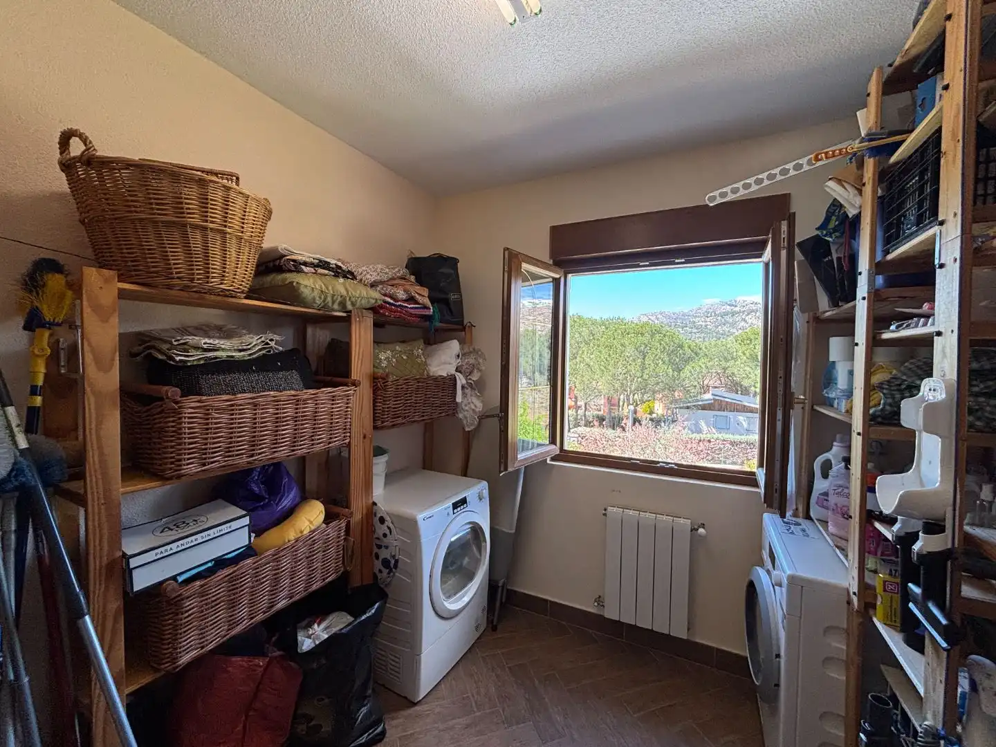 Chalet con piscina en venta en Calle del Miño 9, imagen 8