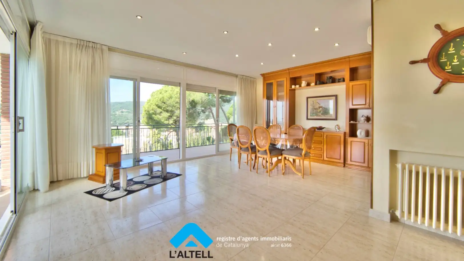 Sala de estar de Casa o chalet en venta en La Garriga con Aire acondicionado, Calefacción y Jardín privado