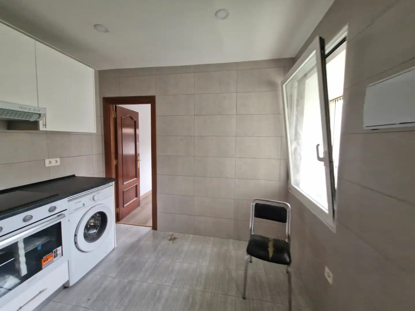 Piso de alquiler en Barakaldo  con Calefacción, Amueblado y Horno