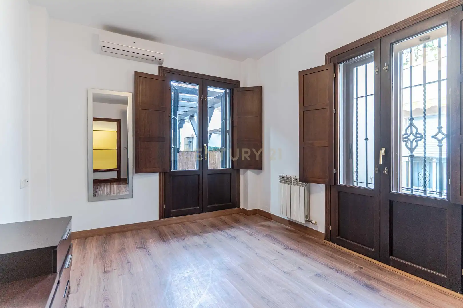 Bedroom of Apartments for sale in La Zubia Ciudad
