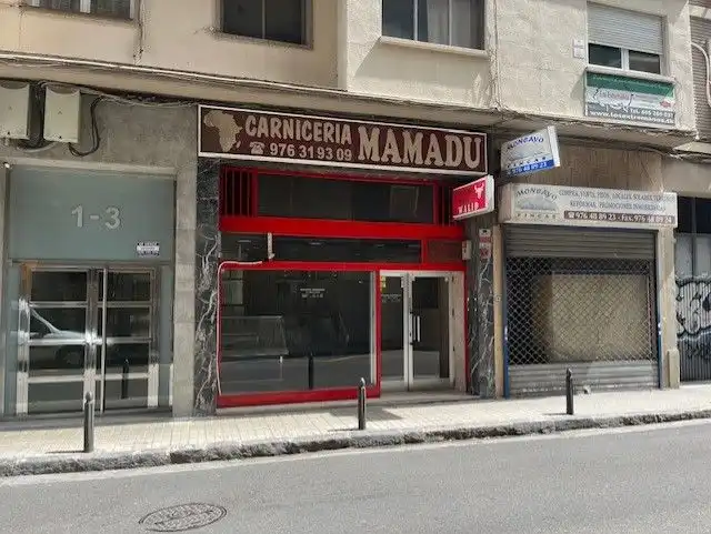 Locale commerciale in vendita a Calle de Las Navas de Tolosa 1, imagen 3