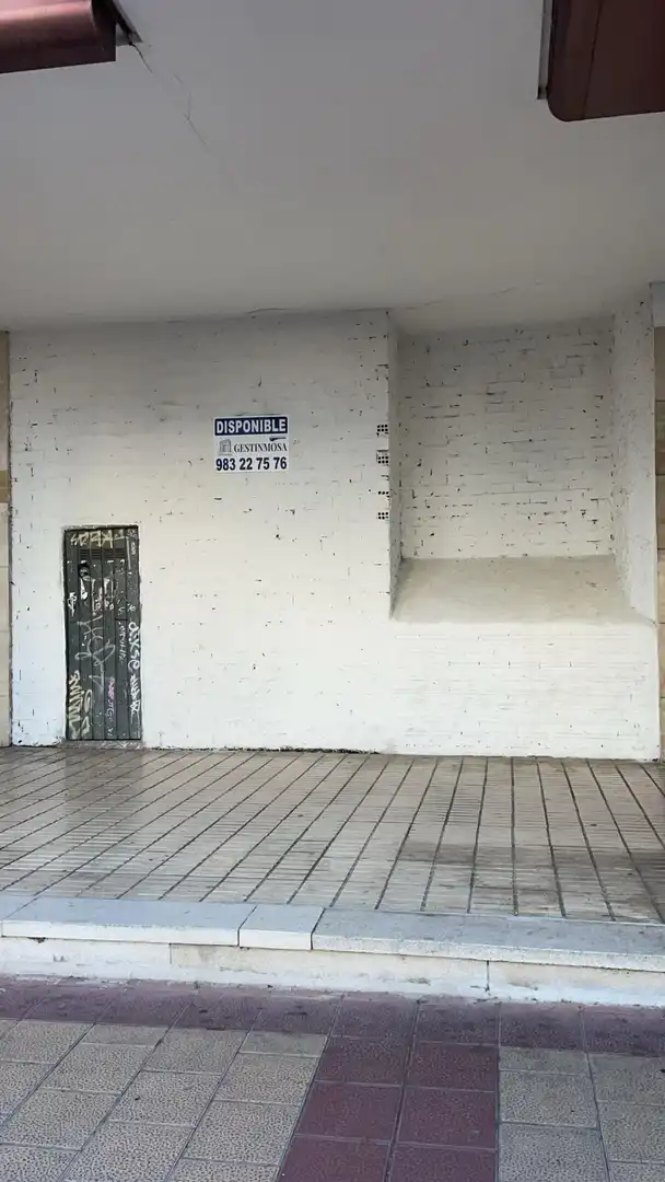 Local comercial en venda a Plaza de Toros, imagen 3