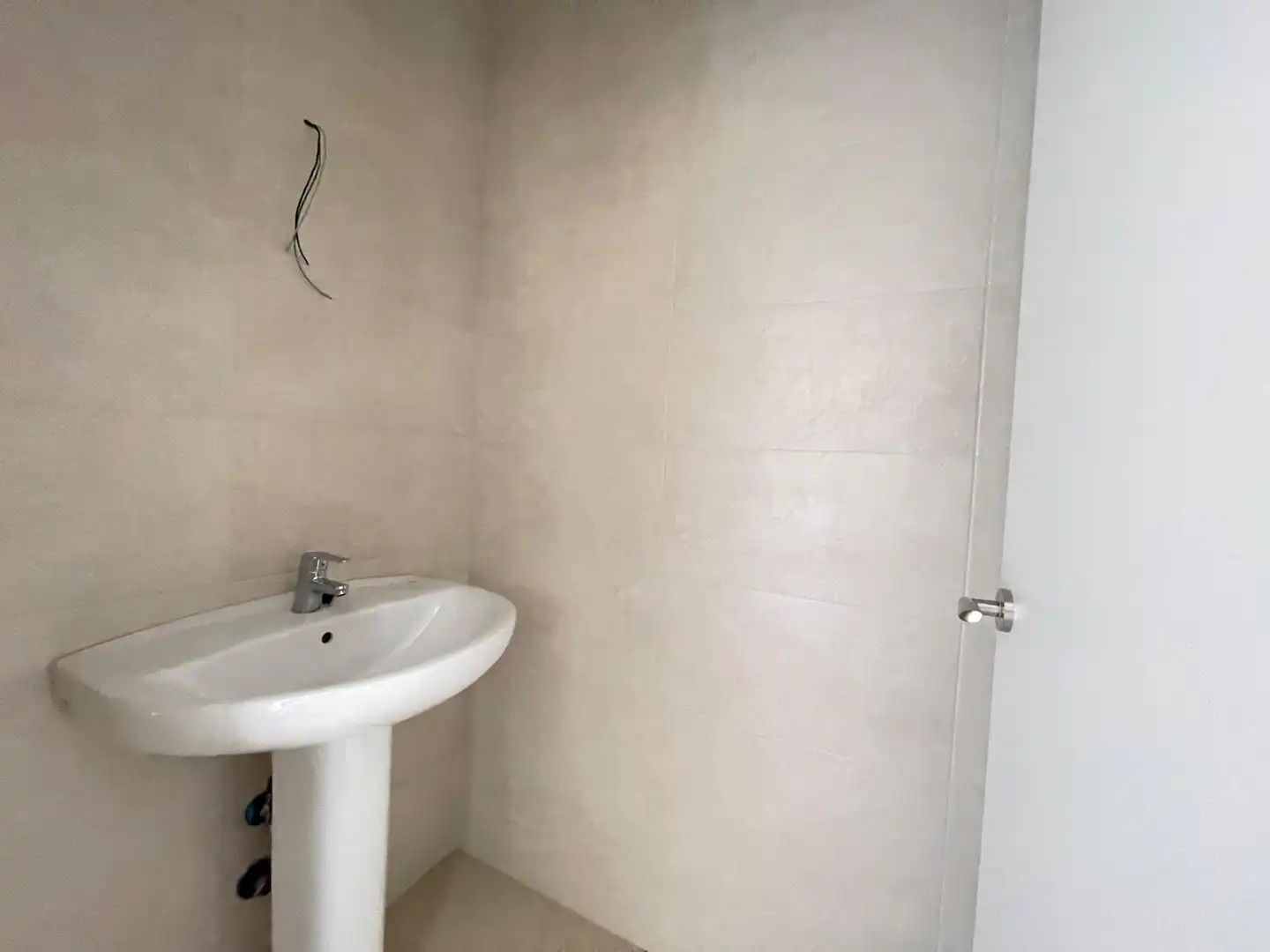 Baño de Casa adosada en venta en La Pobla de Montornès  